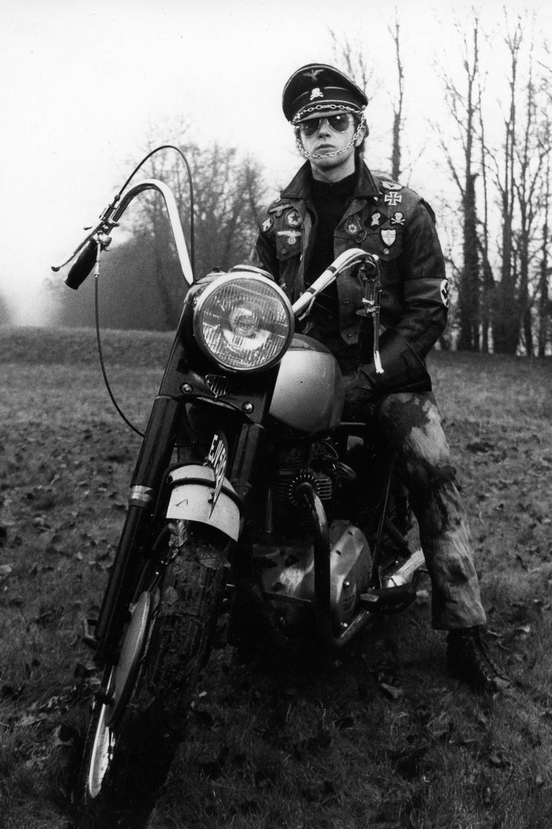 Постер Hell's Angel